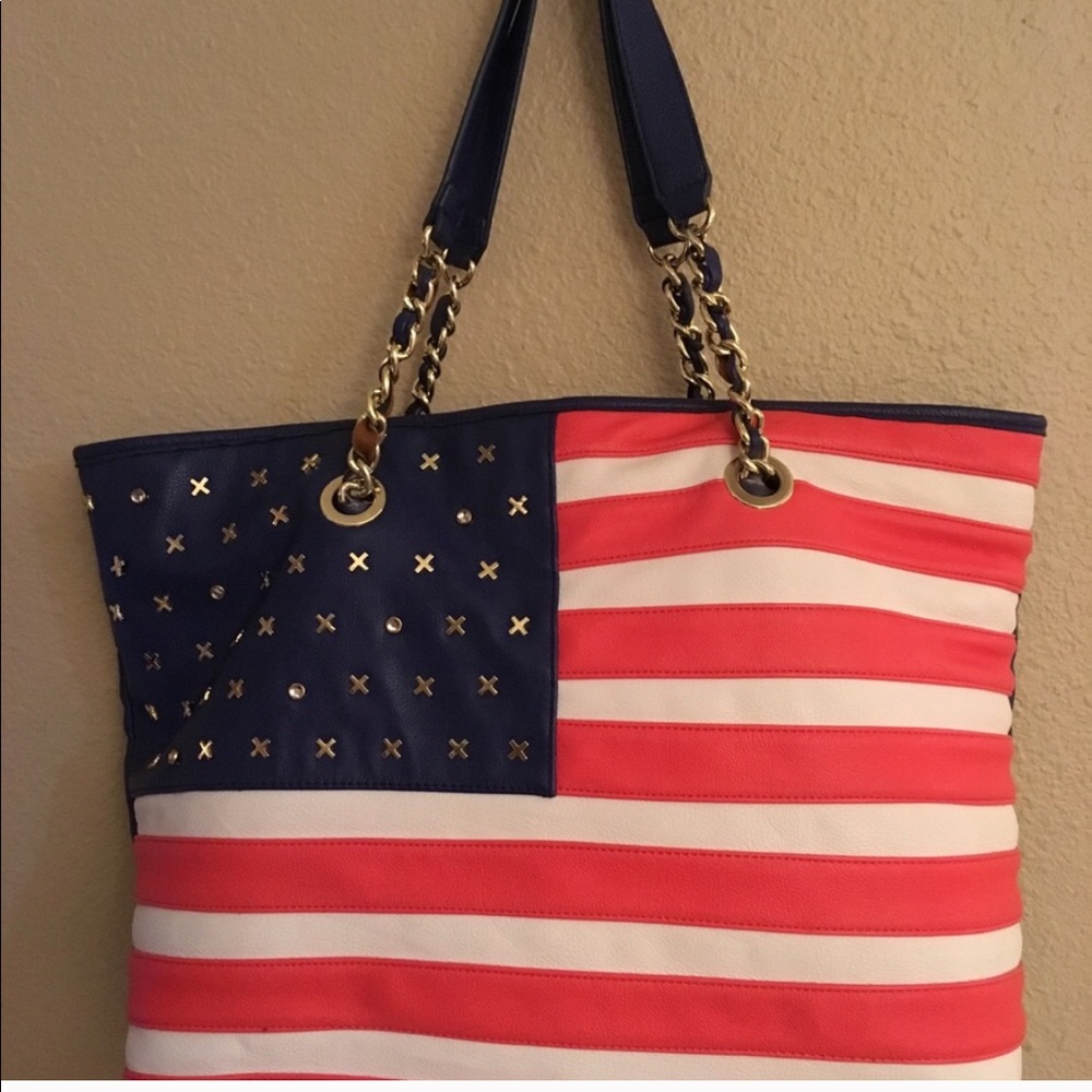 ISO! Betsey Johnson, Americana large tote!